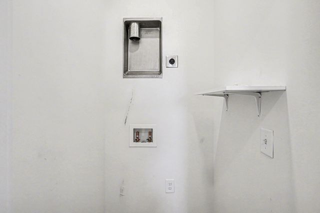 933 Ashland Place Dr, Nashville, TN 37218