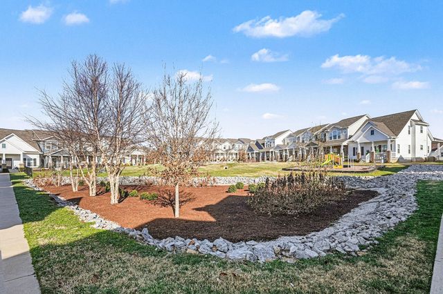 933 Ashland Place Dr, Nashville, TN 37218