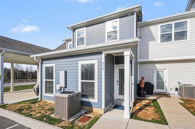 933 Ashland Place Dr, Nashville, TN 37218
