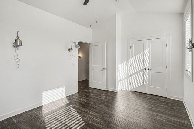 933 Ashland Place Dr, Nashville, TN 37218