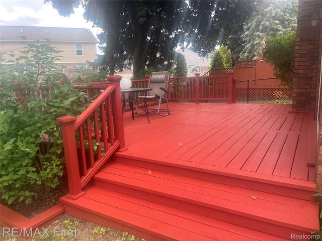 42446 Sycamore Drive, Sterling Heights, MI 48313