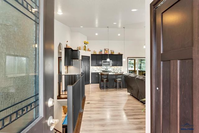 14766 GLENWOOD DR, Summerset, SD 57769