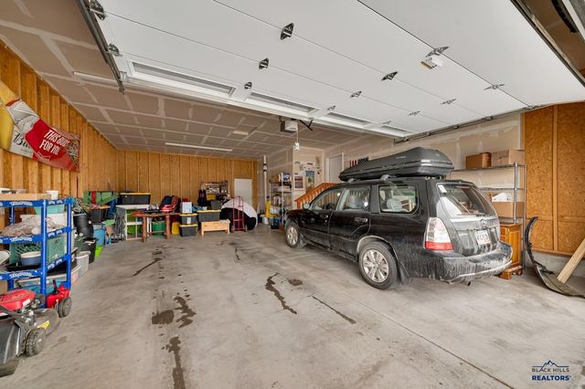 14766 GLENWOOD DR, Summerset, SD 57769