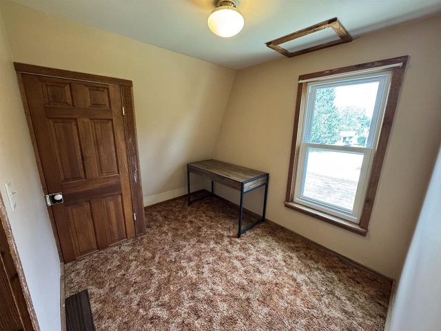 930 S Grove Street, Ripon, WI 54971