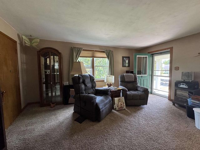 930 S Grove Street, Ripon, WI 54971