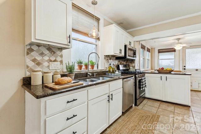 222 N Yadkin Avenue, Spencer, NC 28159