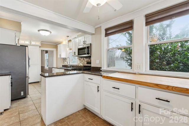 222 N Yadkin Avenue, Spencer, NC 28159