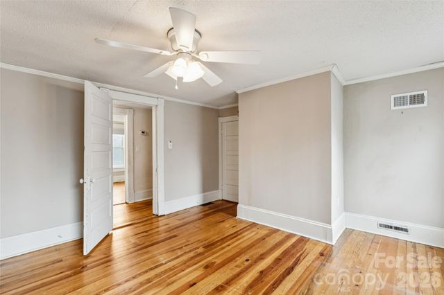 222 N Yadkin Avenue, Spencer, NC 28159