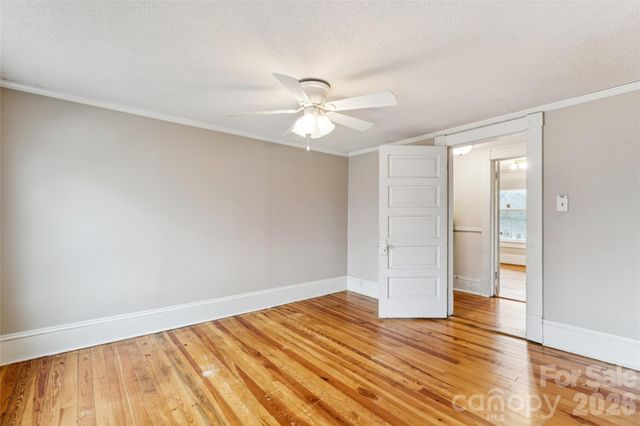 222 N Yadkin Avenue, Spencer, NC 28159