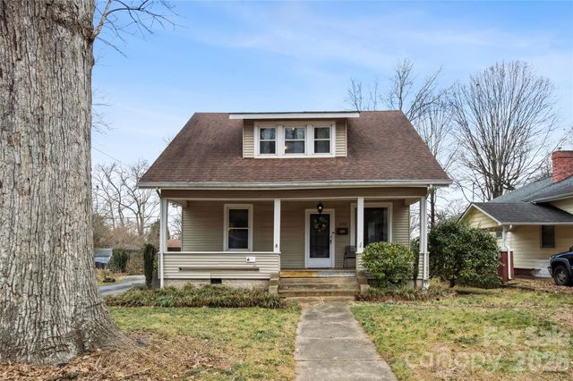 222 N Yadkin Avenue, Spencer, NC 28159