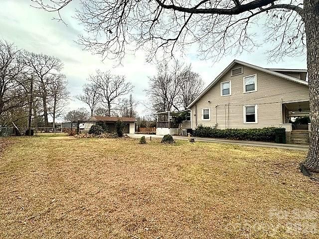 222 N Yadkin Avenue, Spencer, NC 28159