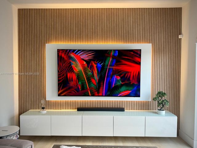 12824 NW 22nd Pl 12824, Miami, FL 33167