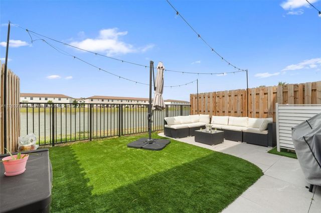 12824 NW 22nd Pl 12824, Miami, FL 33167