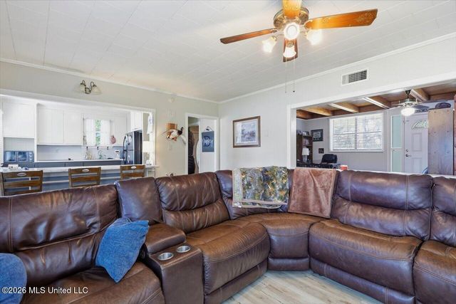 407 W Dewey Camp Drive, Florence, MS 39073