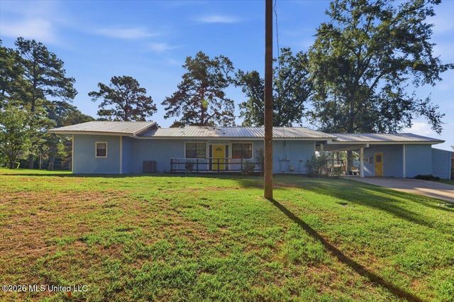407 W Dewey Camp Drive, Florence, MS 39073
