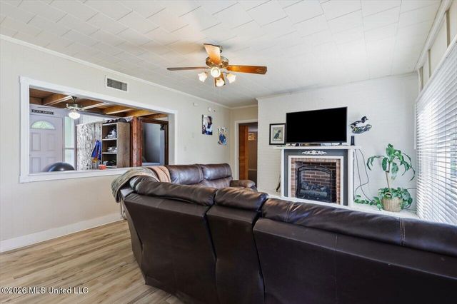 407 W Dewey Camp Drive, Florence, MS 39073