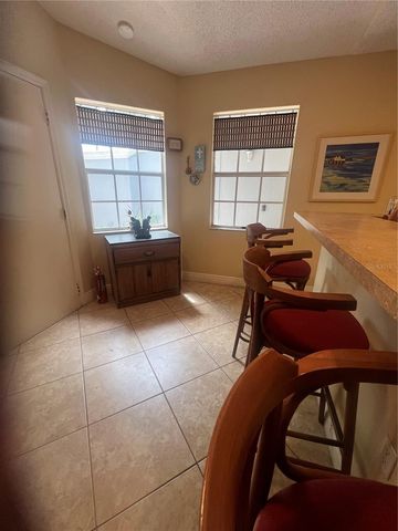 618 MAPLE OAK CIRCLE 112, Altamonte Springs, FL 32701