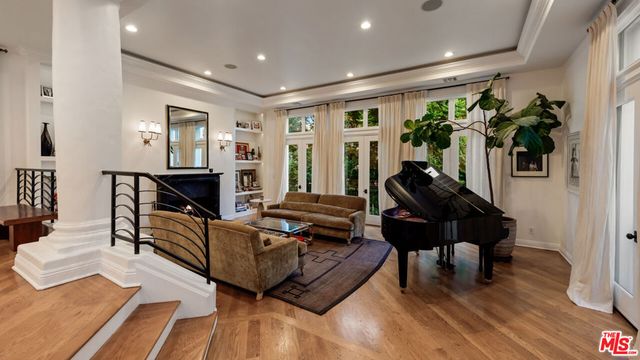 123 Channel Pointe Mall, Marina Del Rey, CA 90292