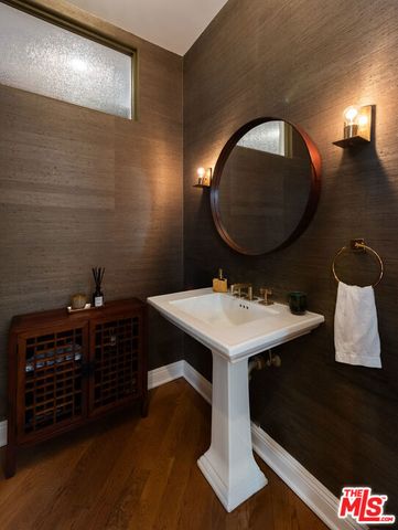 123 Channel Pointe Mall, Marina Del Rey, CA 90292