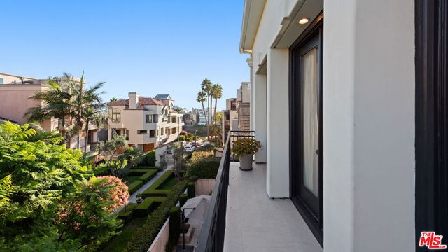 123 Channel Pointe Mall, Marina Del Rey, CA 90292