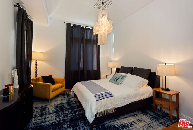 123 Channel Pointe Mall, Marina Del Rey, CA 90292