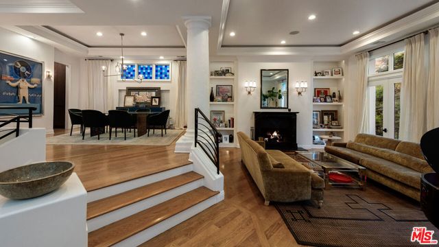 123 Channel Pointe Mall, Marina Del Rey, CA 90292