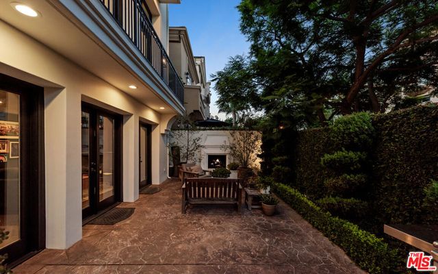 123 Channel Pointe Mall, Marina Del Rey, CA 90292