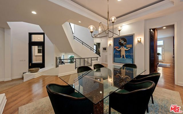 123 Channel Pointe Mall, Marina Del Rey, CA 90292