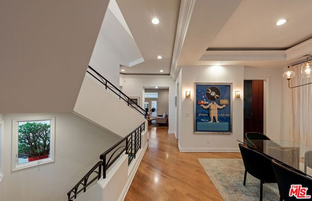 123 Channel Pointe Mall, Marina Del Rey, CA 90292