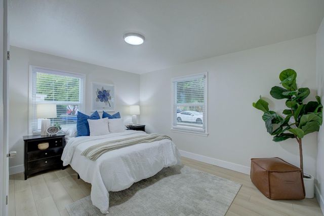 130 J St, Lincoln, CA 95648