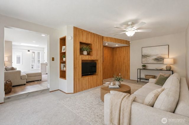 21437 SE 232nd Street, Maple Valley, WA 98038