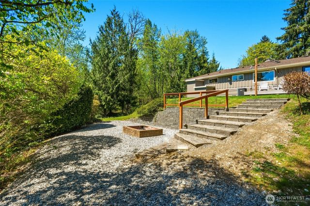 21437 SE 232nd Street, Maple Valley, WA 98038