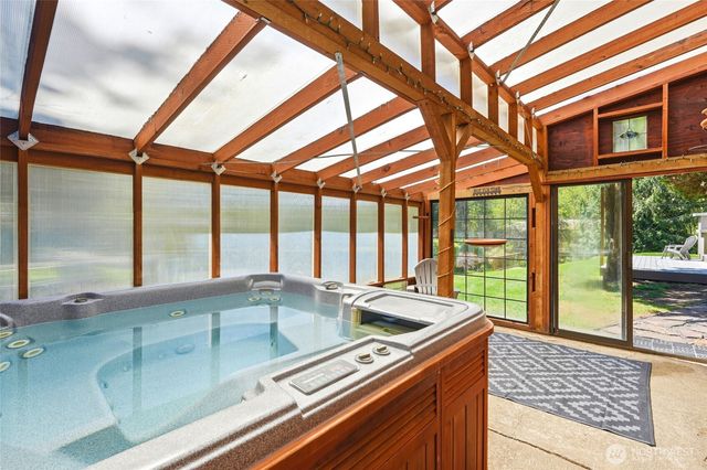 21437 SE 232nd Street, Maple Valley, WA 98038