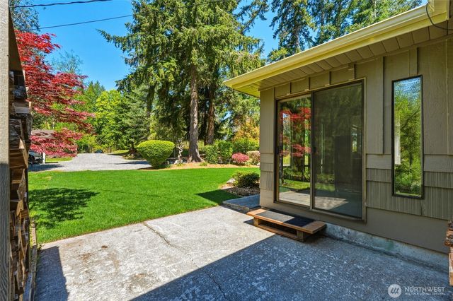 21437 SE 232nd Street, Maple Valley, WA 98038