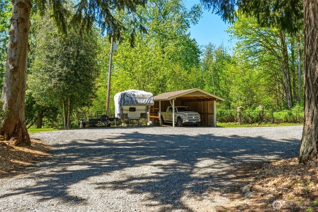 21437 SE 232nd Street, Maple Valley, WA 98038