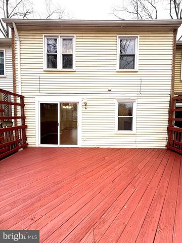 5278 LONSDALE DR, Springfield, VA 22151