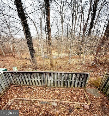 5278 LONSDALE DR, Springfield, VA 22151