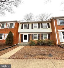 5278 LONSDALE DR, Springfield, VA 22151