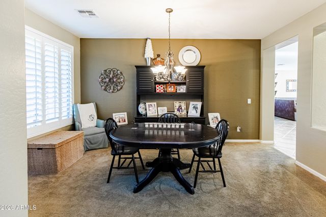 6948 S ST RUBEN Avenue, Gilbert, AZ 85298