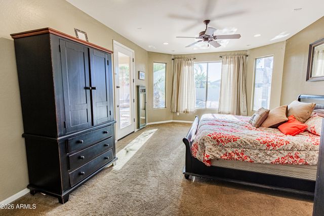 6948 S ST RUBEN Avenue, Gilbert, AZ 85298