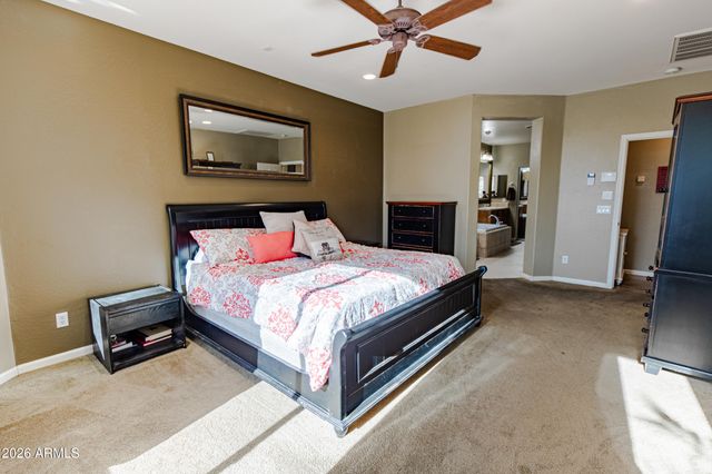 6948 S ST RUBEN Avenue, Gilbert, AZ 85298