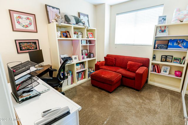 6948 S ST RUBEN Avenue, Gilbert, AZ 85298