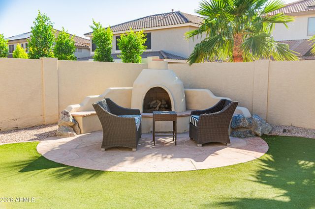 6948 S ST RUBEN Avenue, Gilbert, AZ 85298