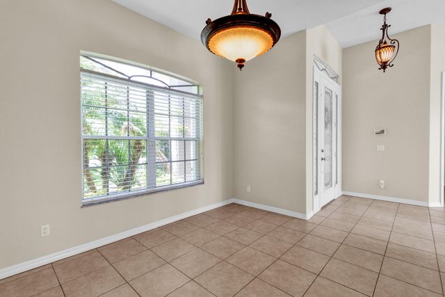 4100 Chablis Street SW, Vero Beach, FL 32968