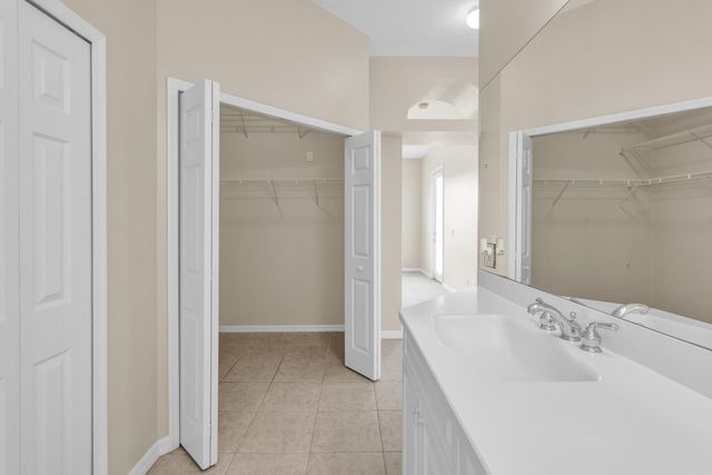 4100 Chablis Street SW, Vero Beach, FL 32968