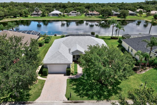 4100 Chablis Street SW, Vero Beach, FL 32968