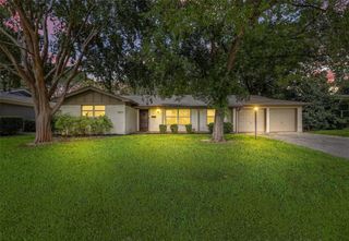 6813 Valhalla Road, Fort Worth, TX 76116