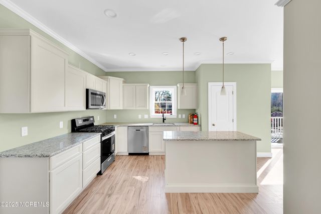 223 Western Avenue, Tuckerton, NJ 08087