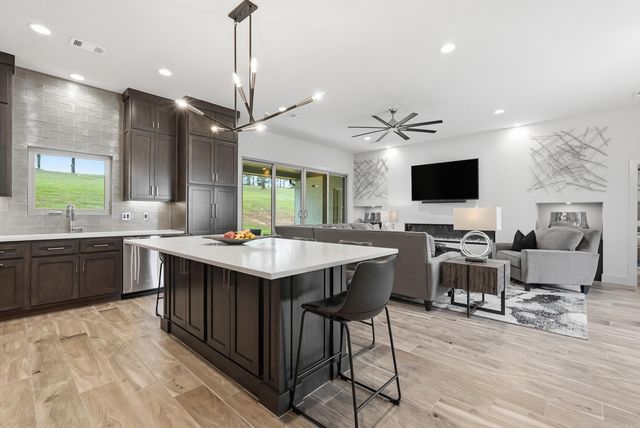 84 E Cadron Ridge Road, Greenbrier, AR 72058