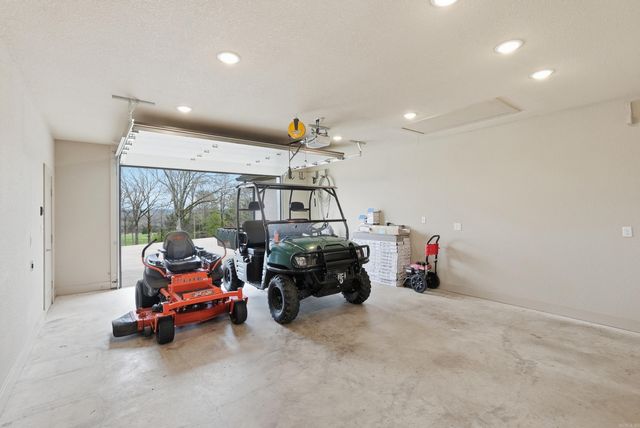 84 E Cadron Ridge Road, Greenbrier, AR 72058